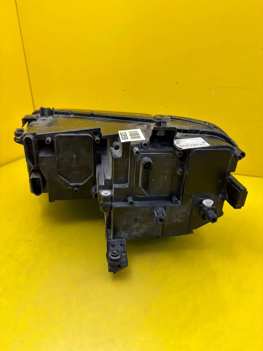 Far Dreapta VW Tiguan 2 II 5NB Full LED