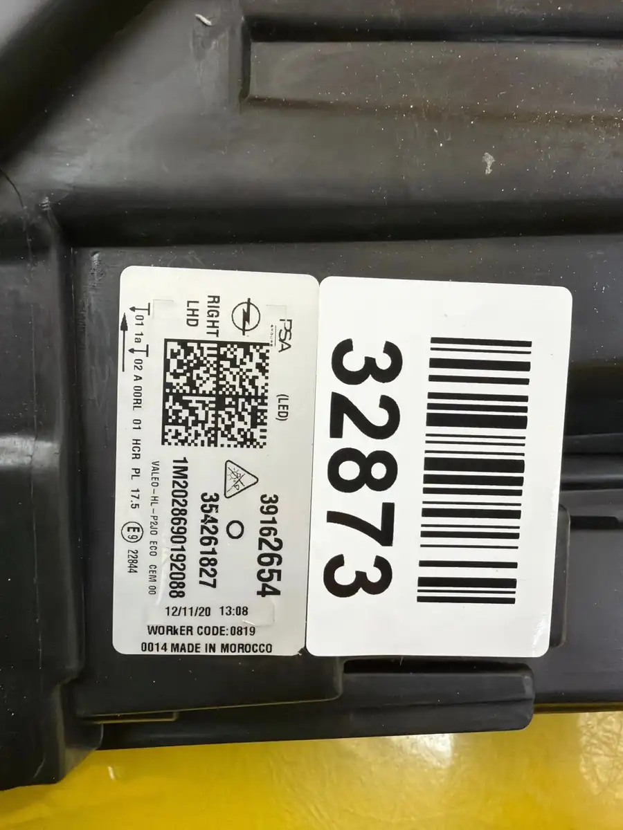 Far Dreapta Opel Corsa F 19 23 Full LED