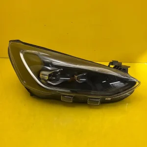 Far Dreapta Ford Focus MK4 4 IV Full LED