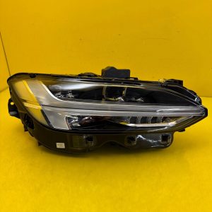 Far dreapta LED OEM 32884