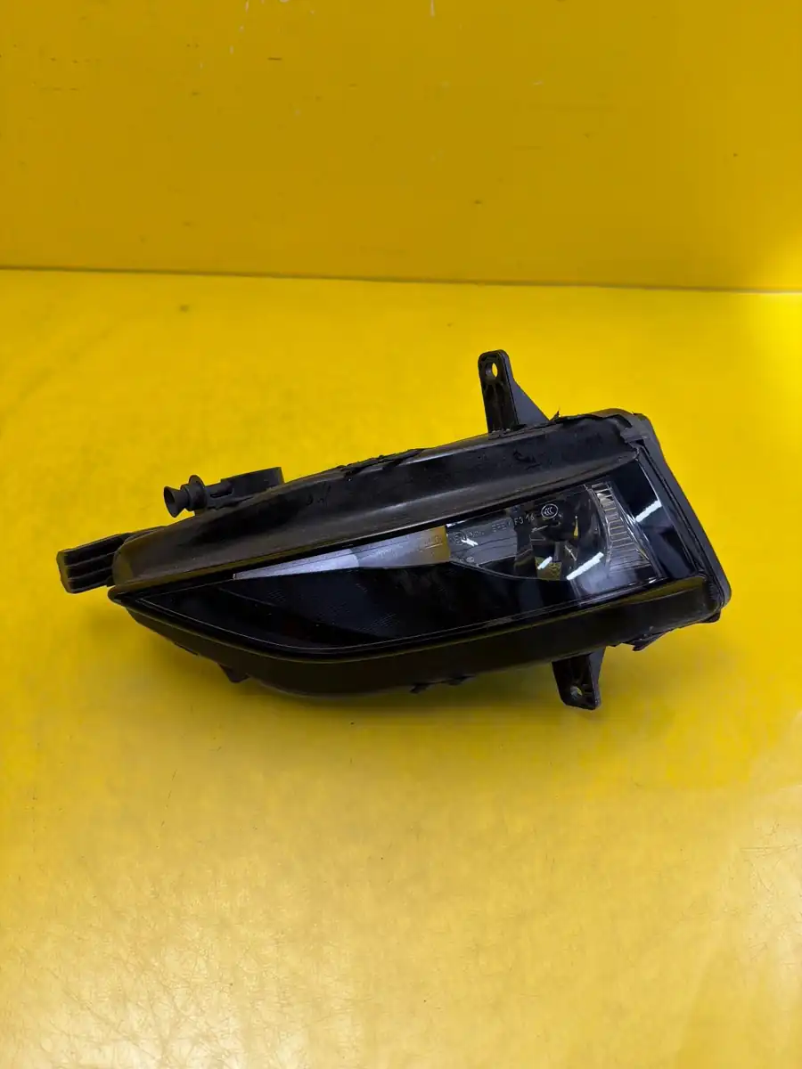 Far Stanga Volkswagen Halogen Lewy Golf Vii
