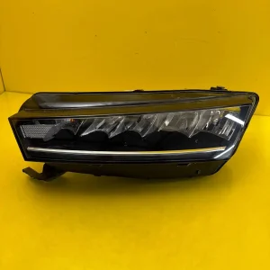 Far Skoda Octavia IV 4 Full LED
