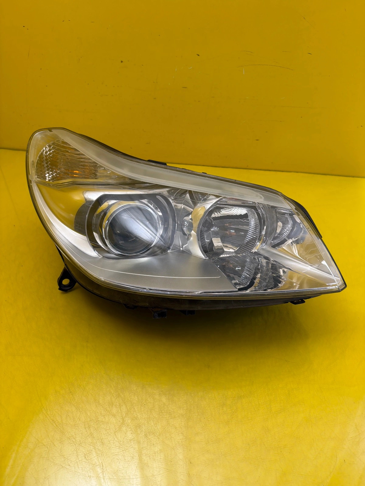 Far Dreapta Citroen C5 I Lift 04 Xenon
