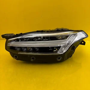 Far Volvo XC90 II 17- Full LED