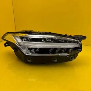 Far Dreapta Volvo XC90 II 17- Full LED
