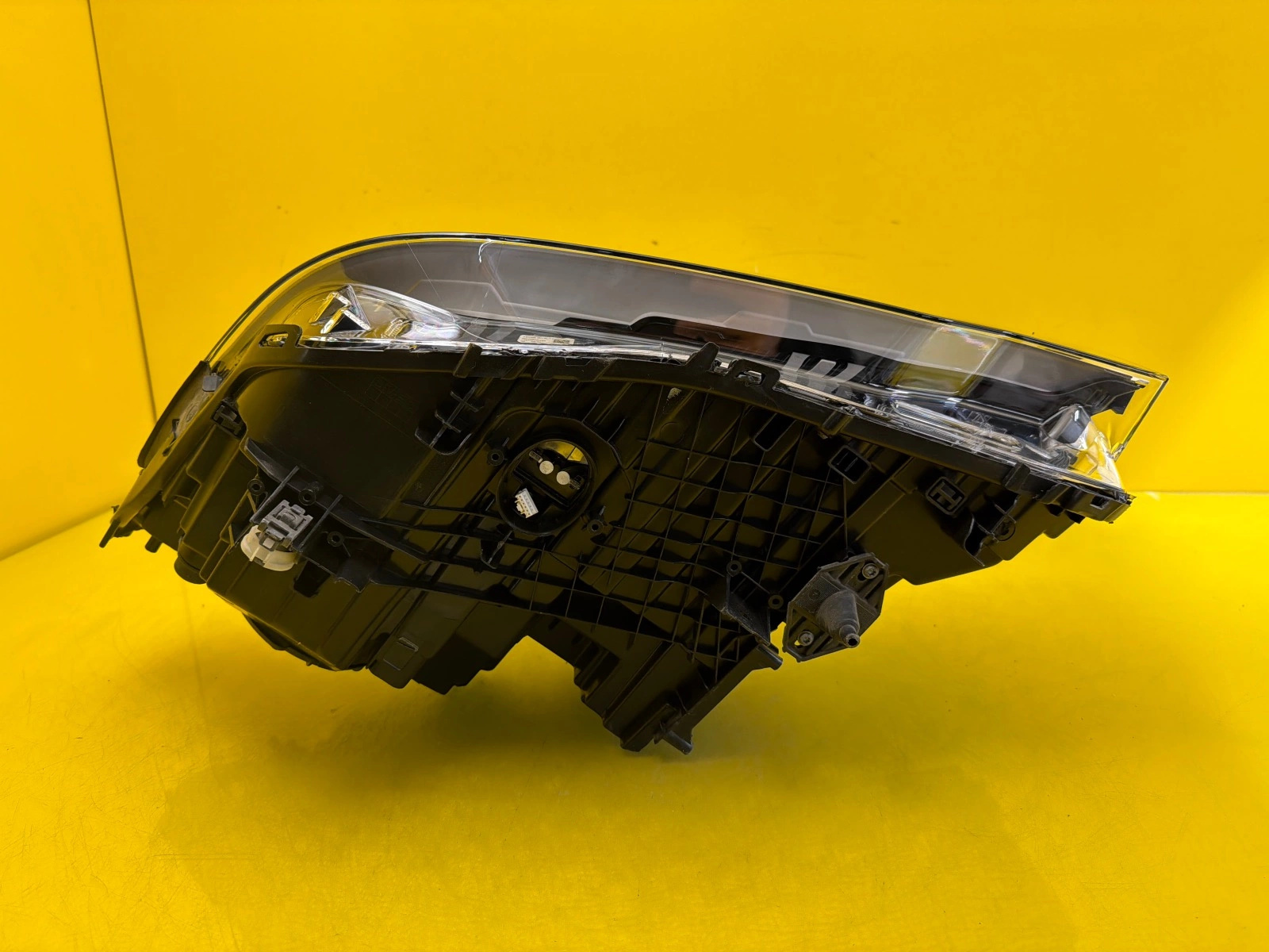 Far dreapta LED Adaptive BMW Seria 5 G30 OEM 7439194-04 - Image 5