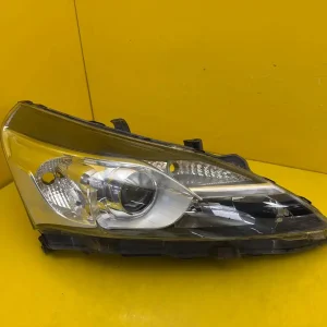 Far Dreapta Toyota Verso Lift 13 18