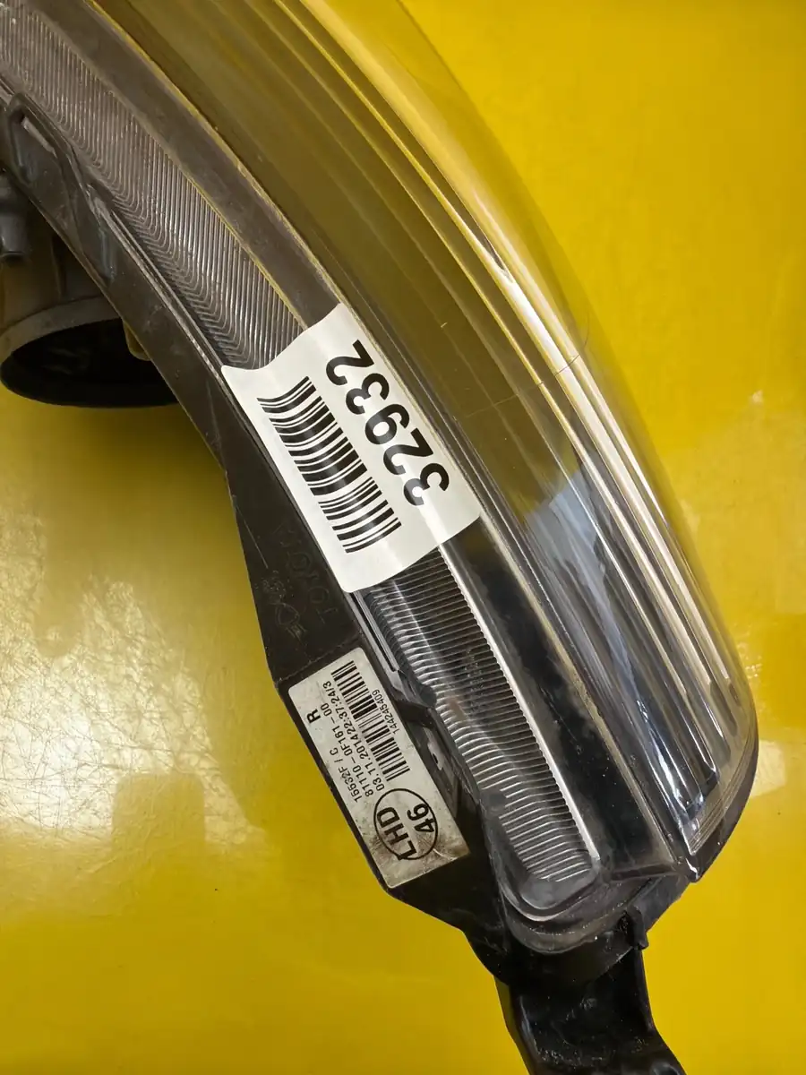 Far Dreapta Toyota Verso Lift 13 18