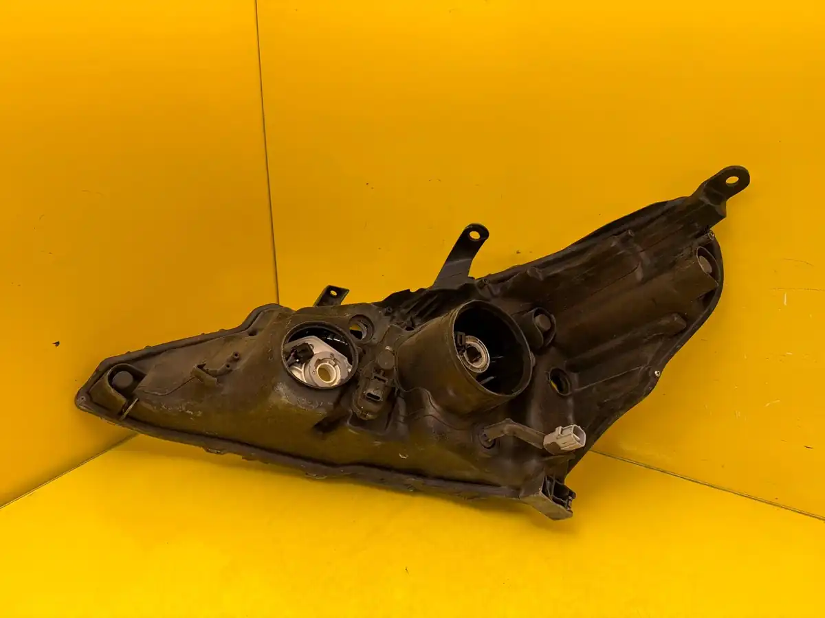 Far Dreapta Toyota Verso Lift 13 18
