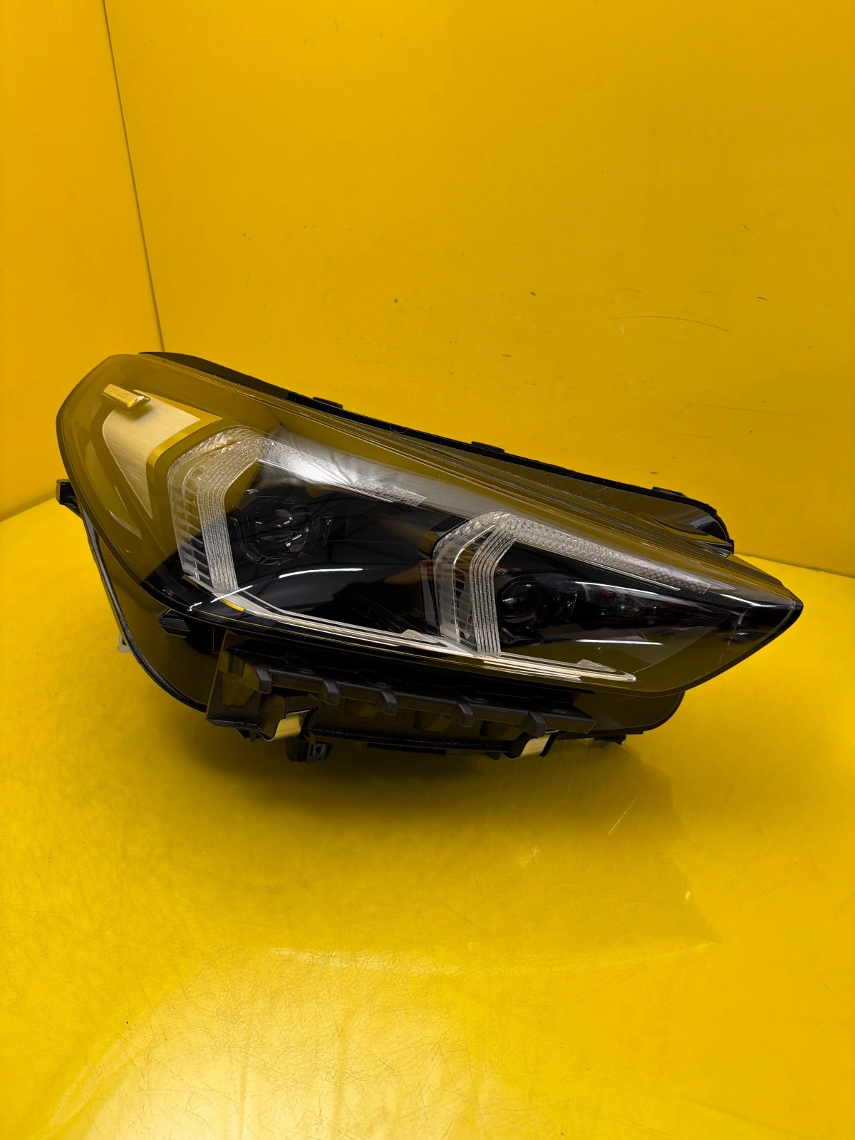 Far dreapta Full LED BMW X1 U11 OEM 5A9A228-01