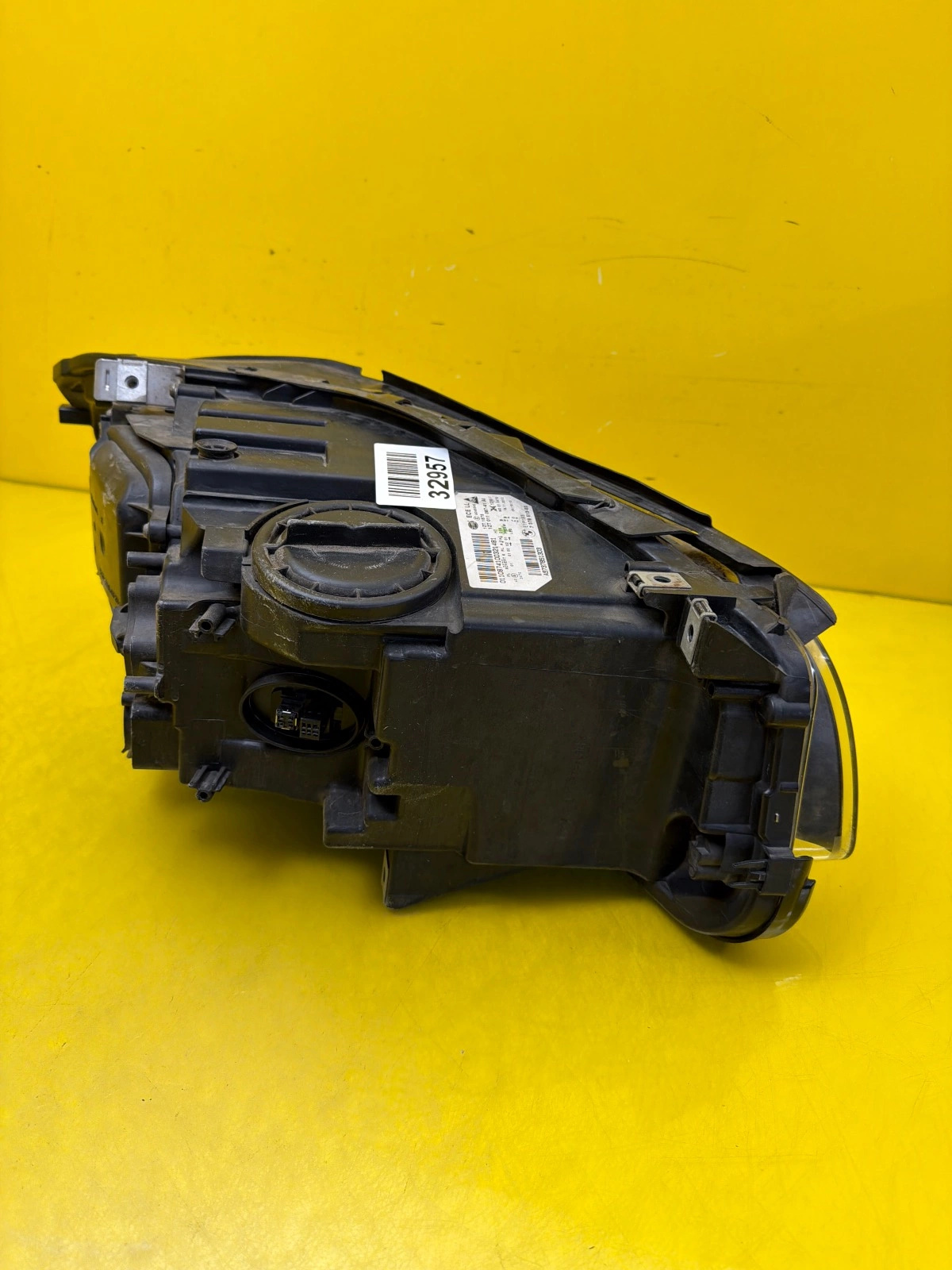 Far stânga Xenon BMW Seria 5 F10 Facelift OEM 7378513-04 - Image 3