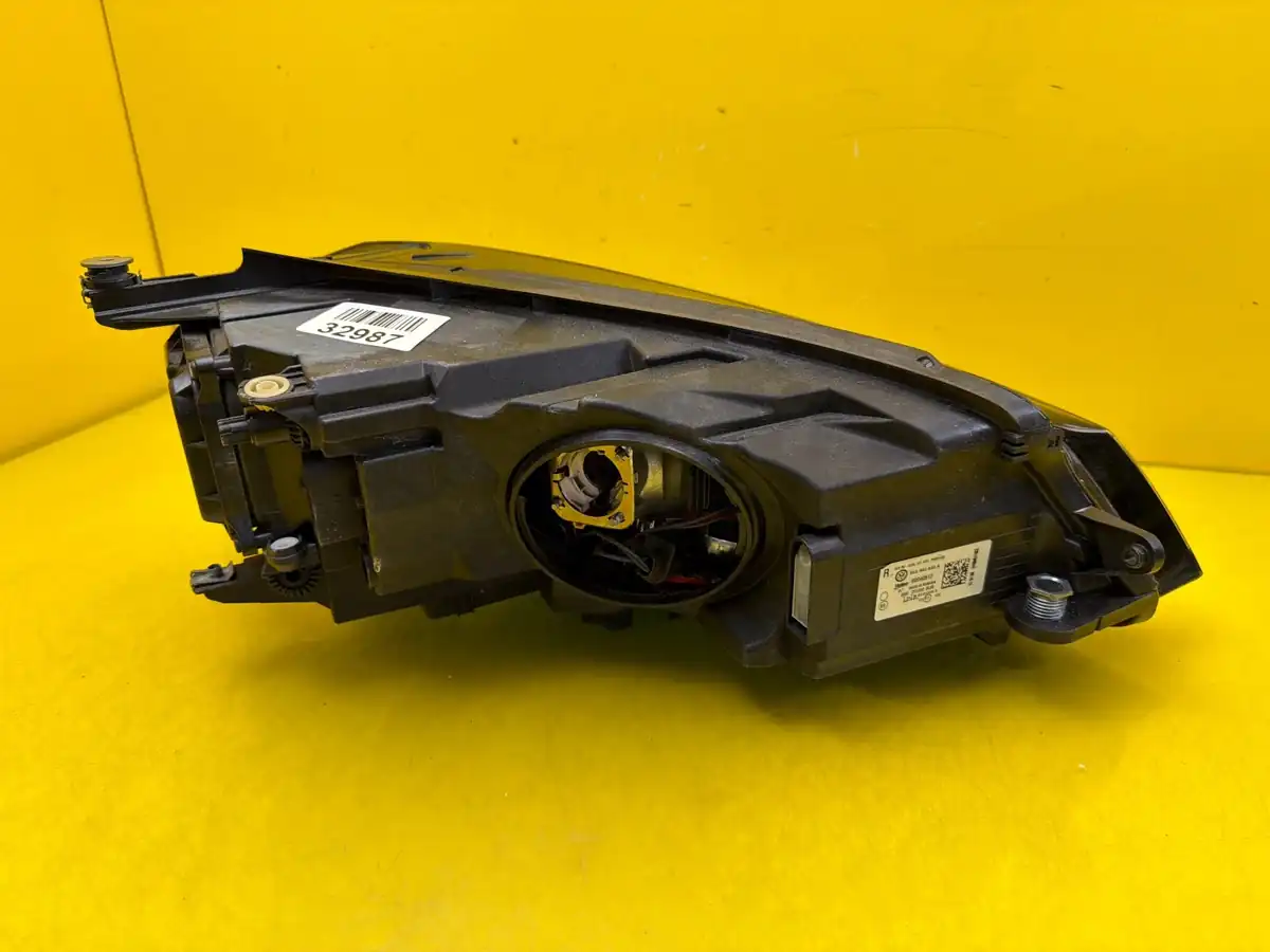 Far VW Golf VII 5g1 GTI Bixenon