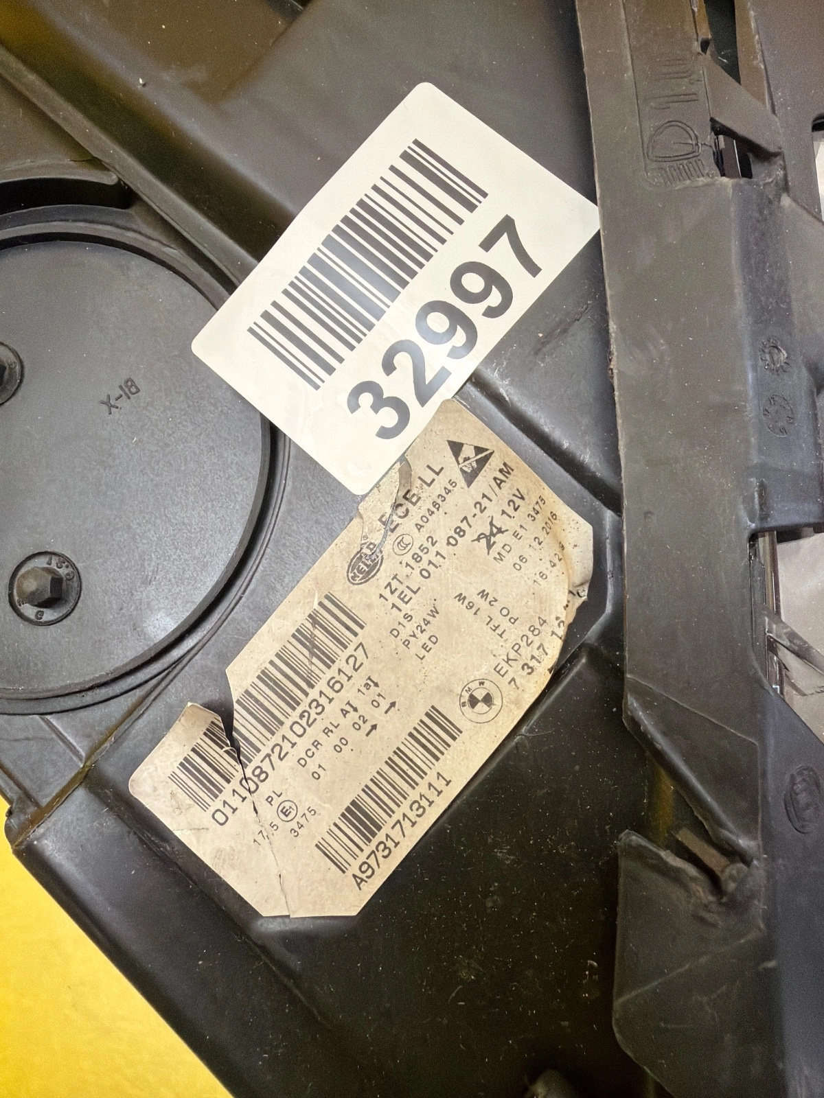 Far stânga Xenon BMW Seria 5 F10 Facelift OEM 7317131-07 - Image 2