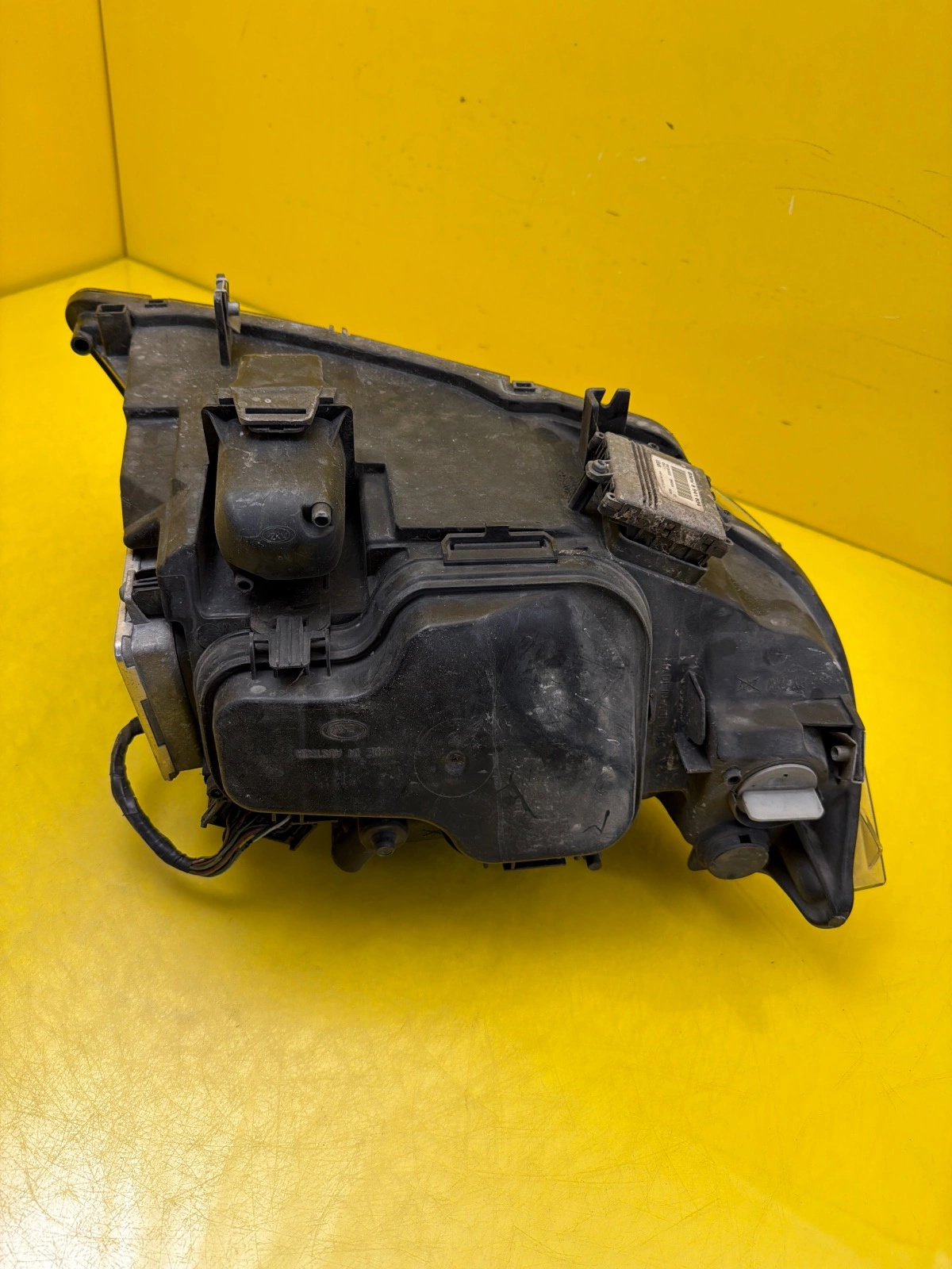 Far Stanga Directional BMW Seria 3 E90 Xenon - Image 5