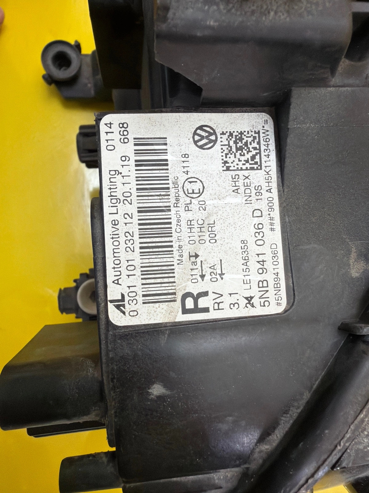 Far Dreapta VW Tiguan II Full LED - Image 3