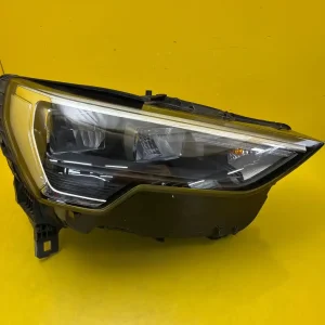 Far Dreapta Audi Q3 83A Matrix Full LED