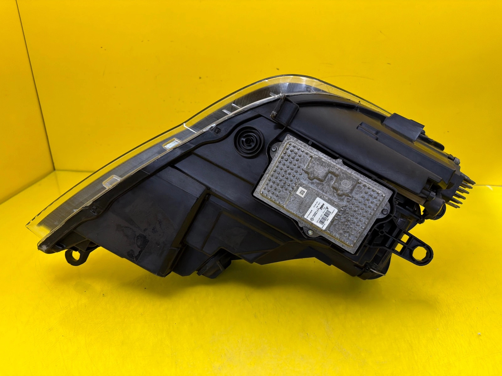 Far Seat Leon III Full LED - Image 5