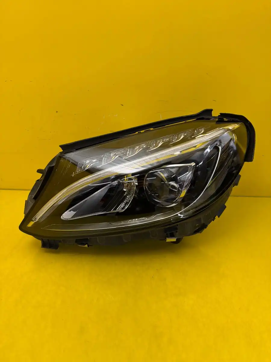 Far Mercedes C-Class W205 205 LED