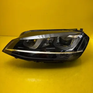 Far VW Golf VII Xenon