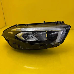 Far Mercedes A-Class W177 Full LED