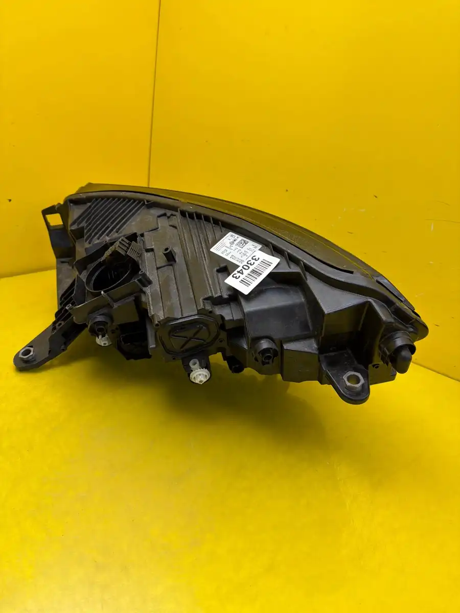 Far Dreapta LED Skoda Enyaq IV