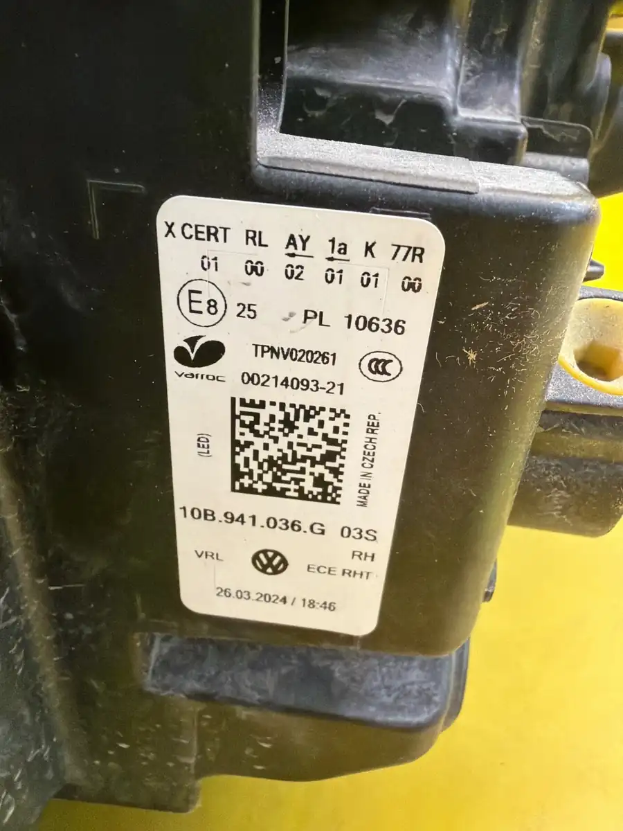 Far Dreapta Volkswagen Przod Id3 Id Iq