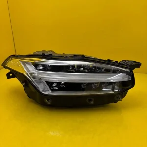 Far Dreapta Volvo Xc90 Ii Full LED