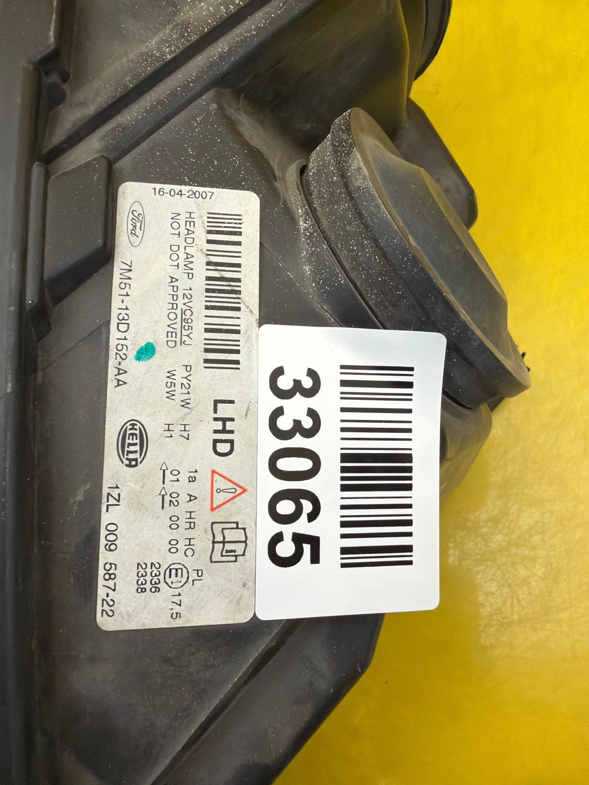 Far Dreapta Ford Przod Max Lift 7M51 - Image 2