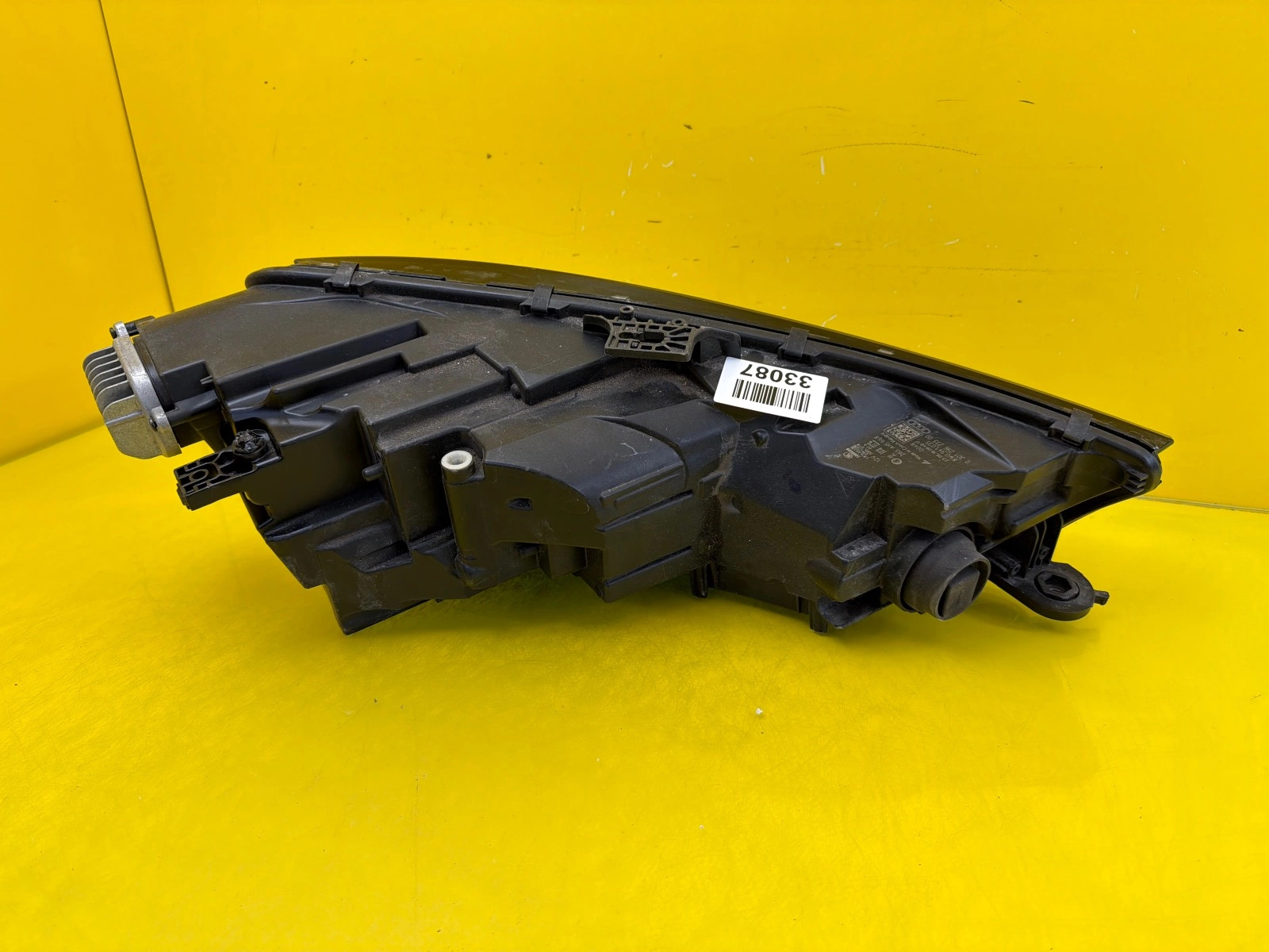 Far stânga LED OEM 33087 - Image 3