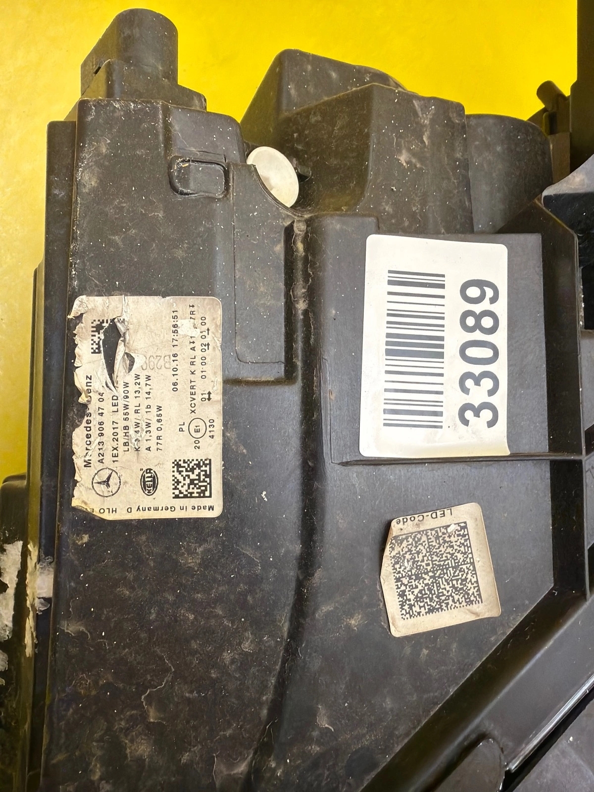 Far stânga LED OEM 33089 - Image 2