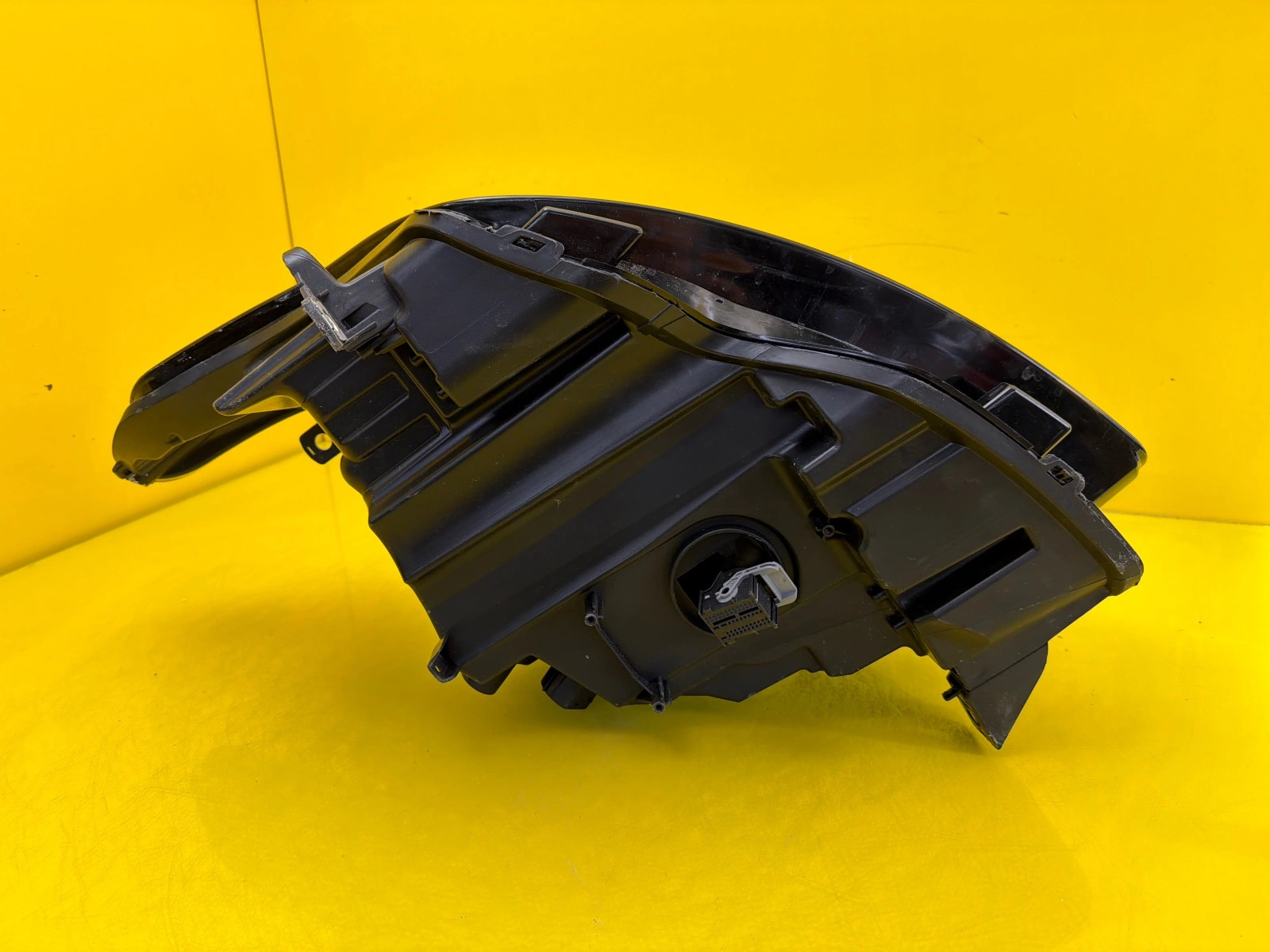 Far Dreapta Land Rover Range Rover Vogue L405 Full LED - Image 4