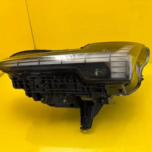 Far Volvo EX30 Full LED