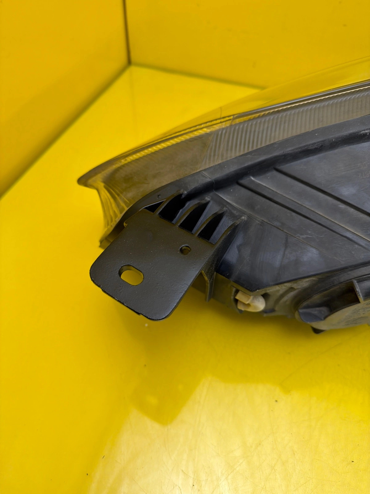 Far Dreapta Ford Focus IV 18 Ciemna LED - Image 4