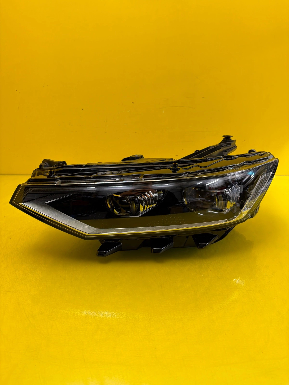 Far stânga Full LED Facelift OEM 33112