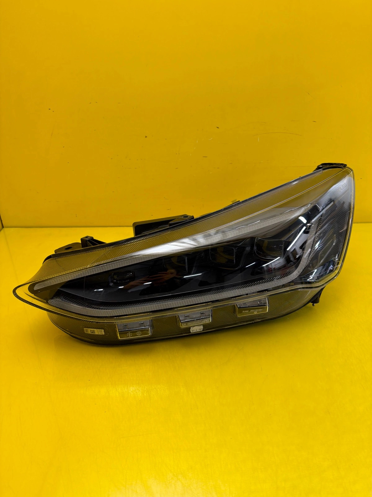 Far Ford Focus IV MK4 LED