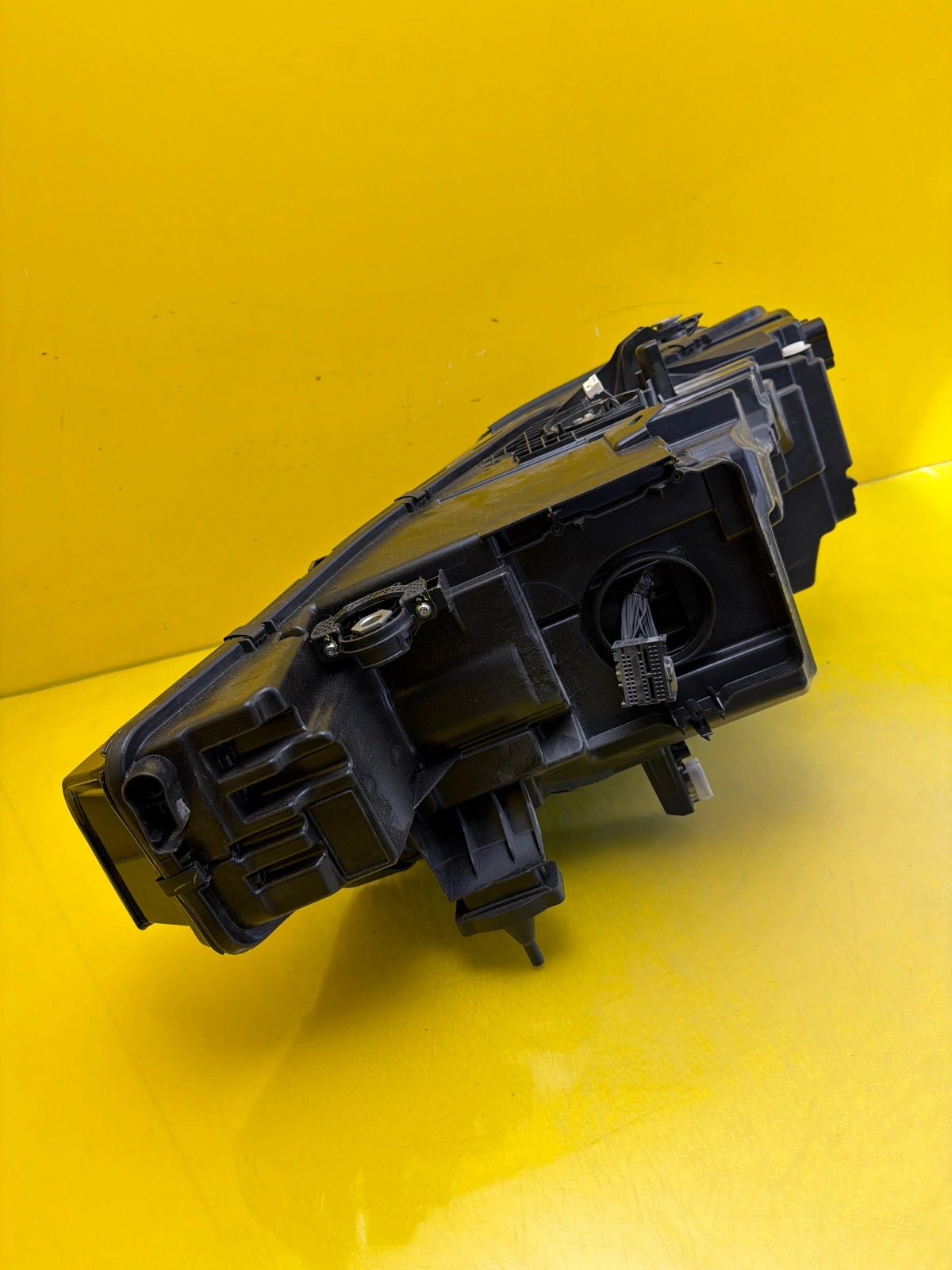Far dreapta LED Adaptive BMW X7 G07 OEM 9481820-05 - Image 3