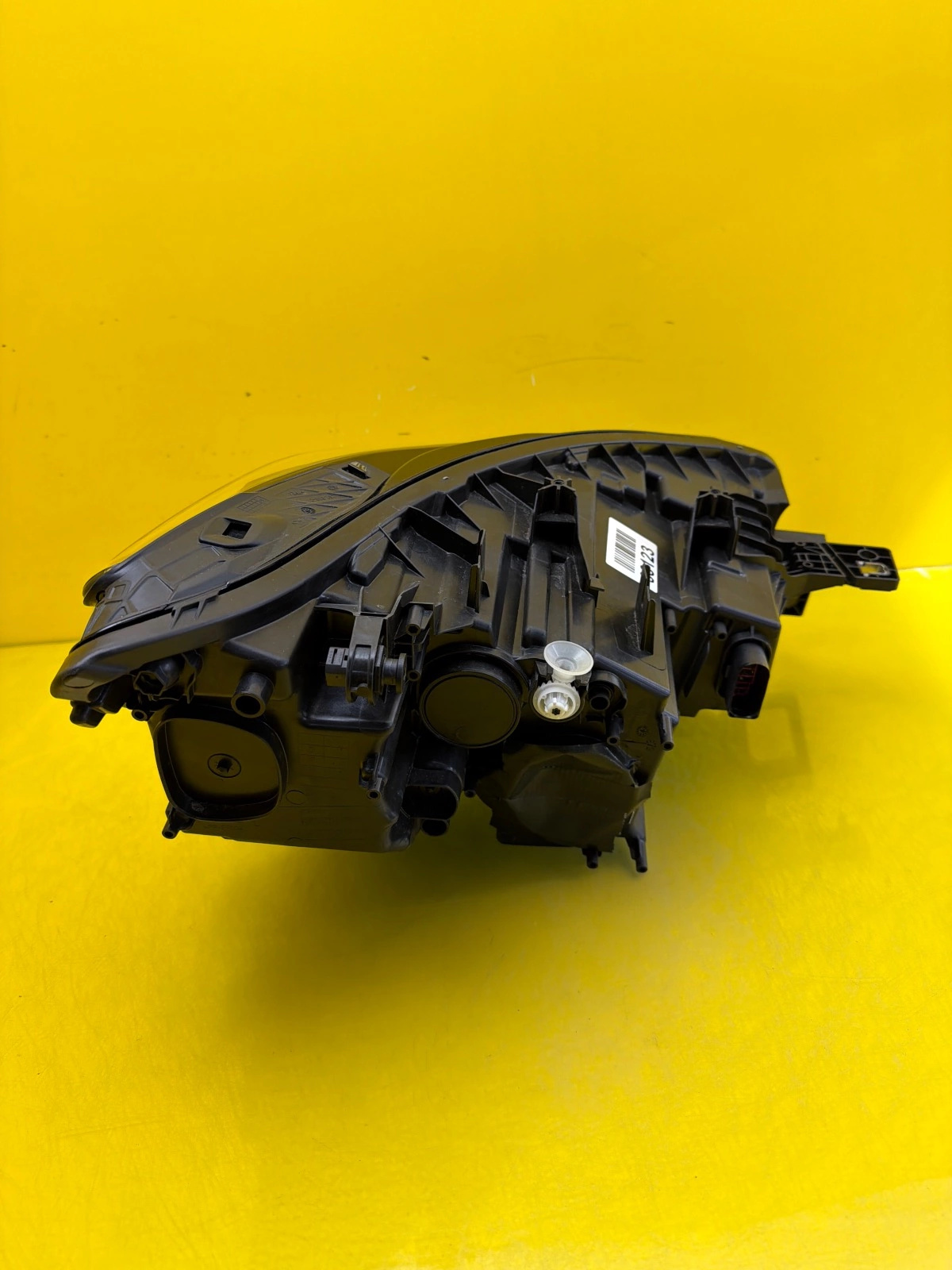 Far Seat Cupra Tavascan Full LED - Image 5