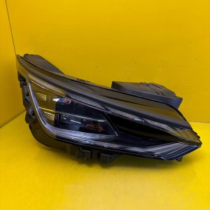 Far dreapta Full LED OEM 33127