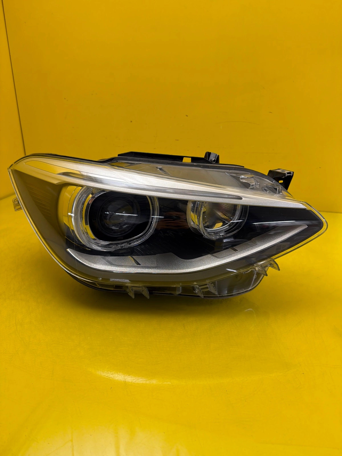 Far dreapta LED Bi-Xenon Direcțional BMW Seria 1 F20 2011-2015 OEM 7229678-10