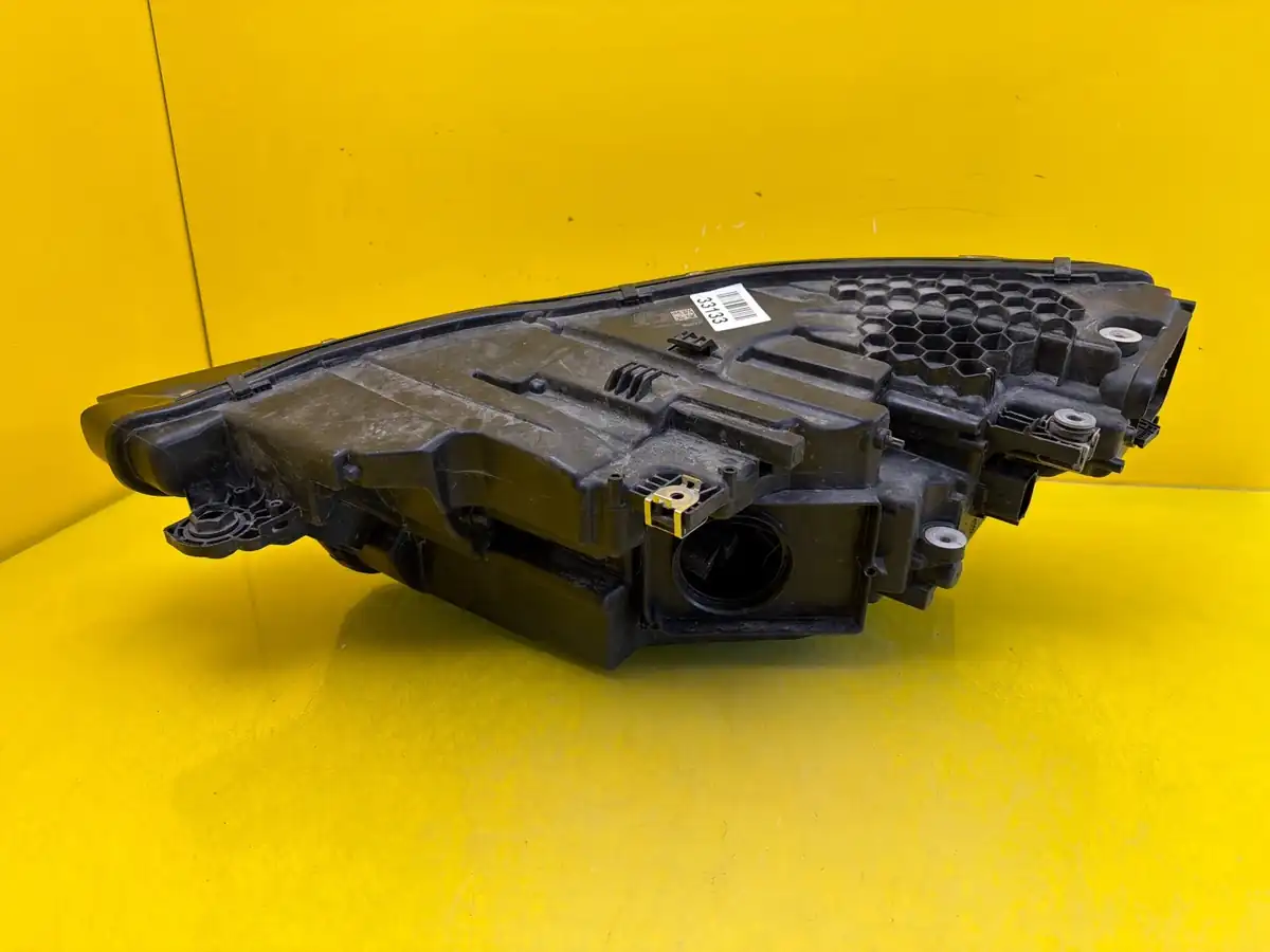 Far Dreapta Audi E-Tron 4KE Full LED