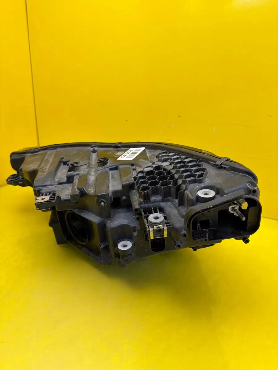 Far Dreapta Audi E-Tron 4KE Full LED