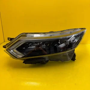 Far Nissan Qashqai J11 17 Full LED