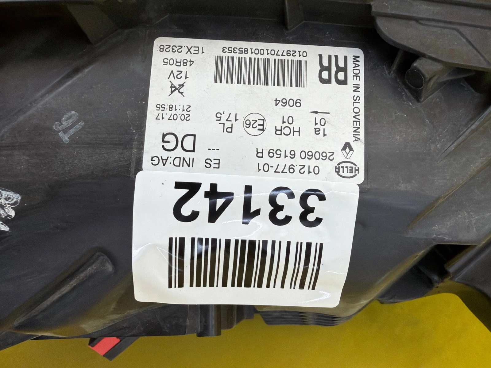 Far Renault Captur Lift 16- Full LED - Image 2