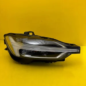 Far Dreapta Volvo Xc60 II Mid LED