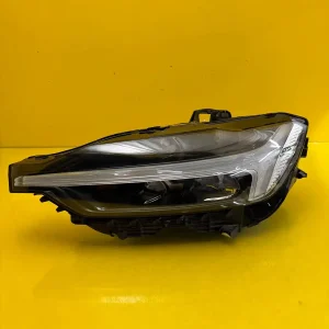 Far Volvo XC60 II Lift Full LED