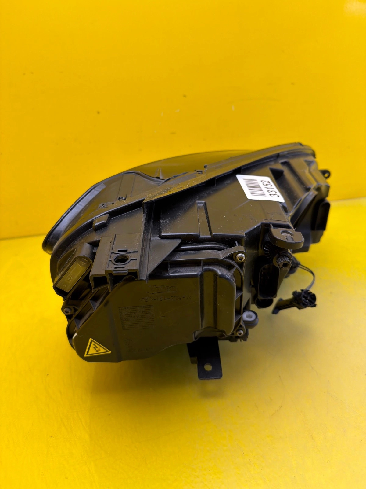 Far VW Golf VII Xenon - Image 5