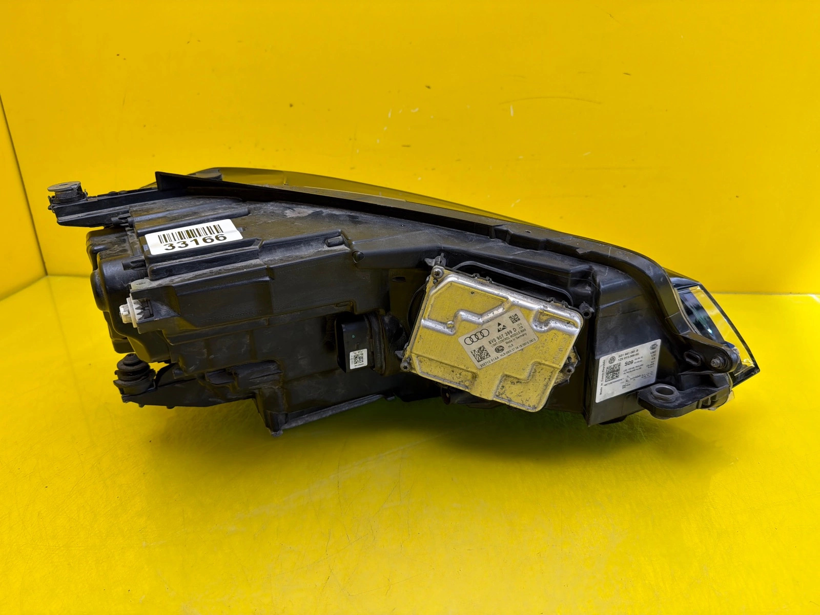 Far stânga Full LED Facelift 2016-2020 OEM 33166 - Image 4