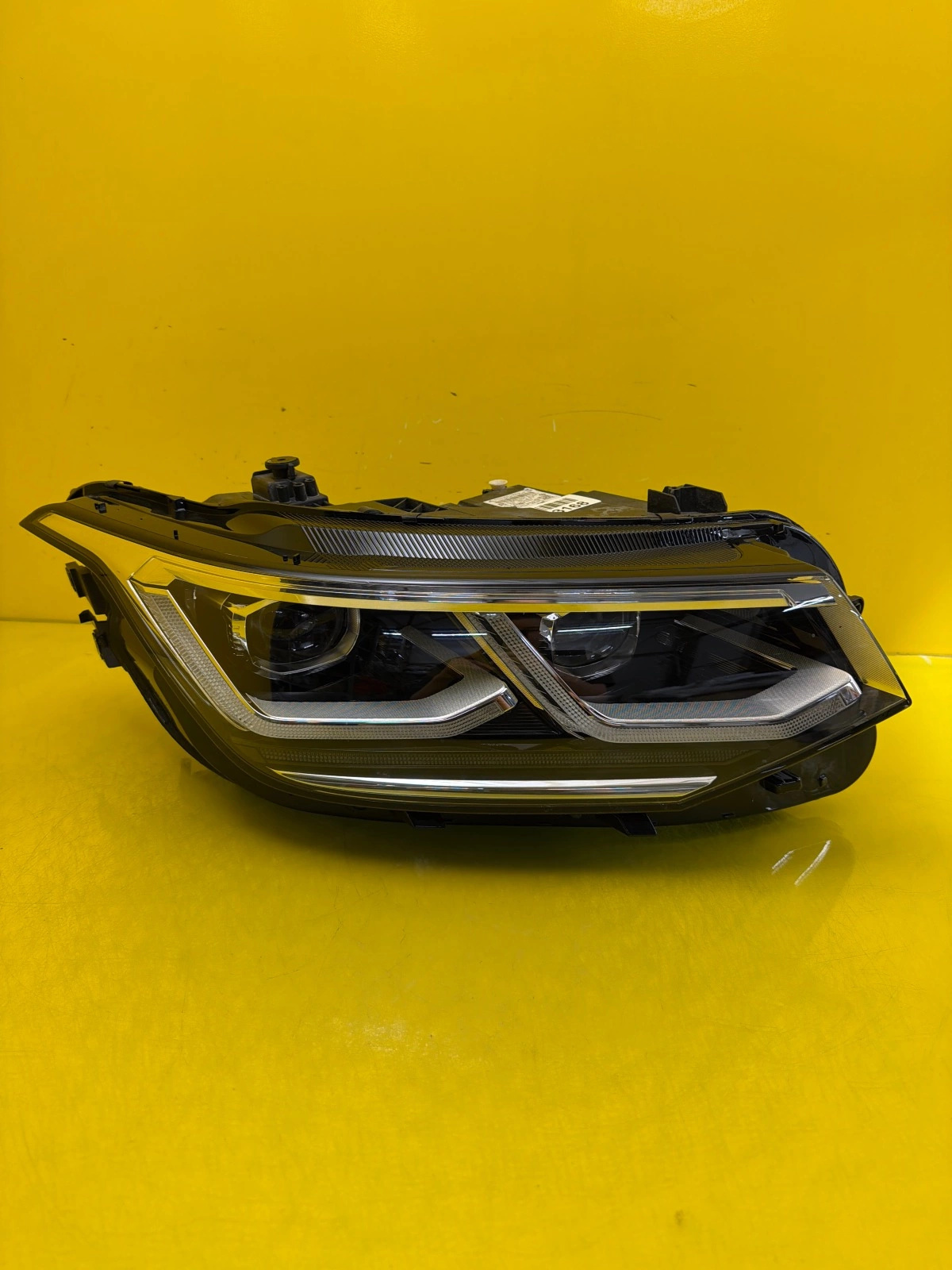 Far dreapta Full LED Facelift OEM 33168