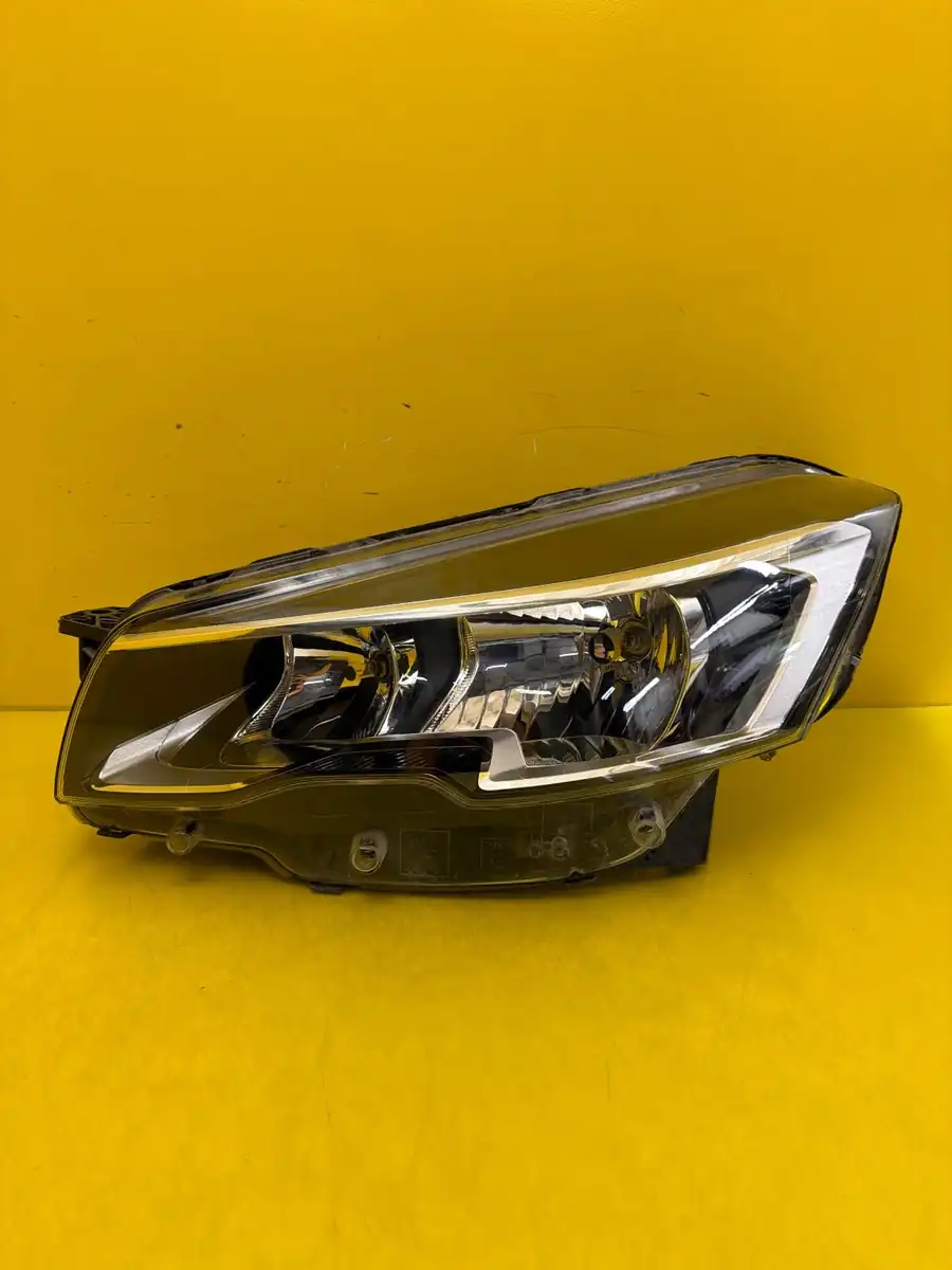 Far Stanga Peugeot Fl Lift