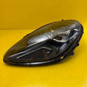 Far stânga Full LED  Facelift OEM 33175